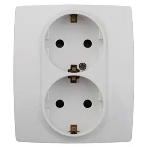 Розетка двухместная СП с заземлением со шторками 16А 2X2P+E Schuko, белый (16АХ-250В), арт.12-2104-01 Эра12*